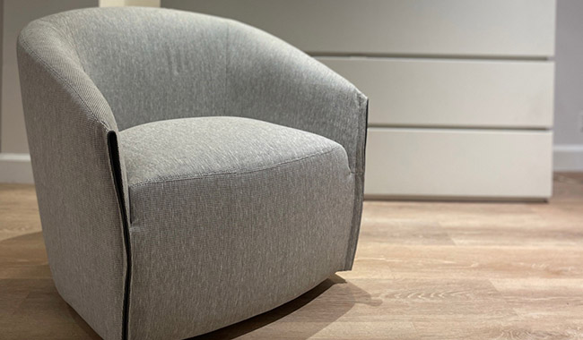 Sample Sale Bodo Swivel Armchair