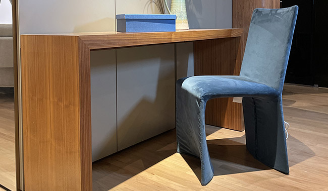 Sample Sale Modern Console