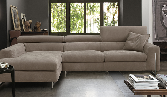 Gamma Bellevue Sectional