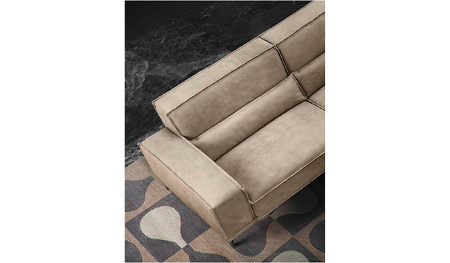 Gamma Mokambo Sectional