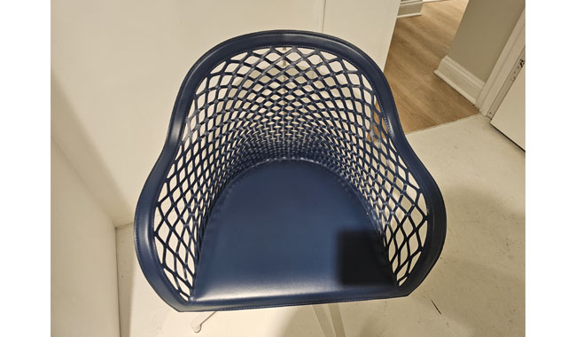 Sample Sasle Guapa Desk Chair