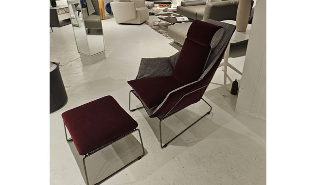 Sample Sale New York Bergere Lounge Chair